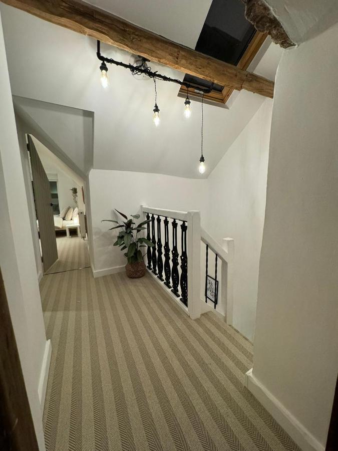 Villa Lyndale Taxal Esterno foto